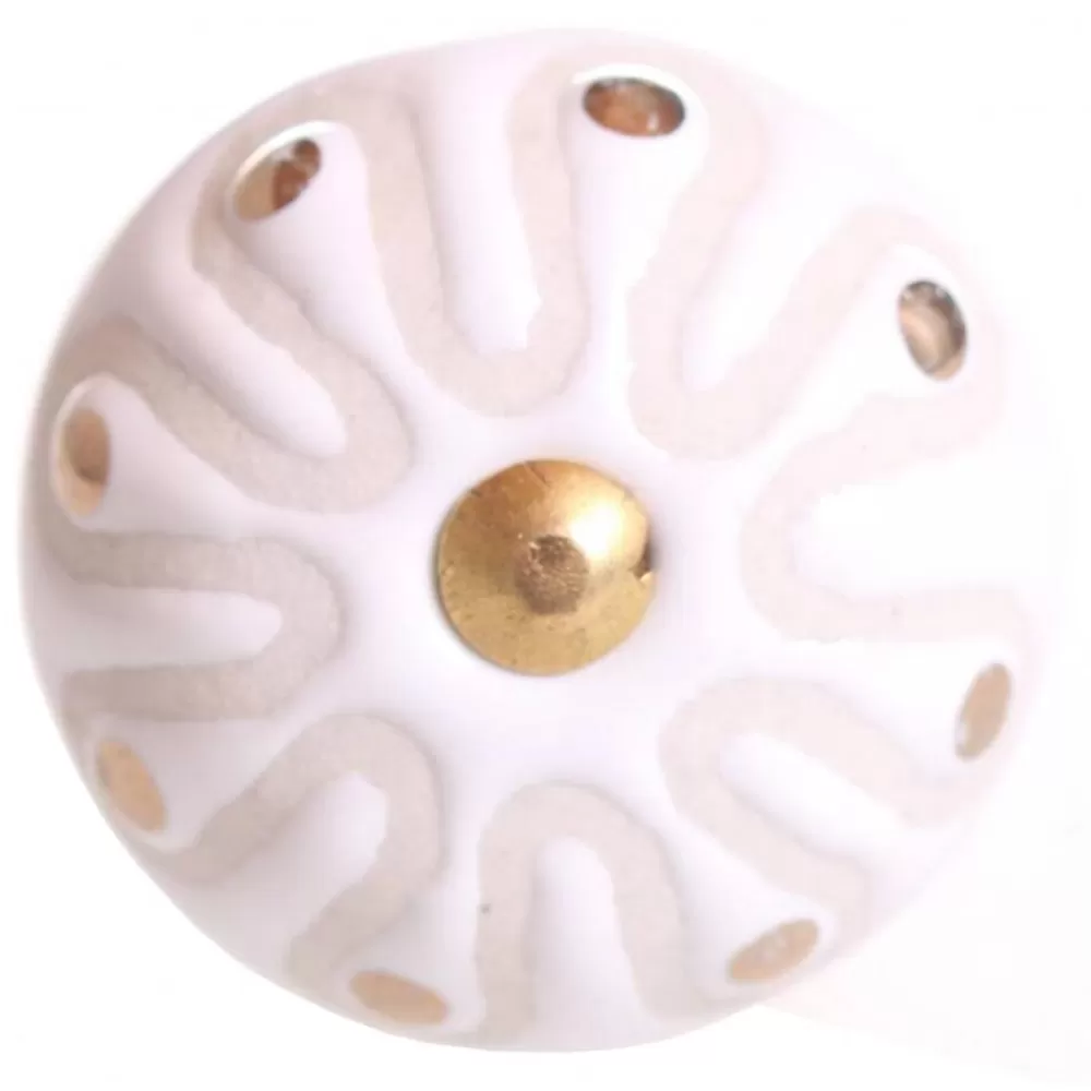 Fashion Kidzsupplies La Finesse Kastknop Wit Met Bloemen Relief En Gouden Details